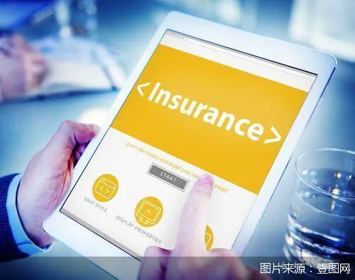 保障到位才能挥桨！龙舟竞渡如何拴牢水上“保险”绳？